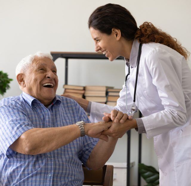 nurse-and-old-man-640x625 nurse-and-old-man-640x625